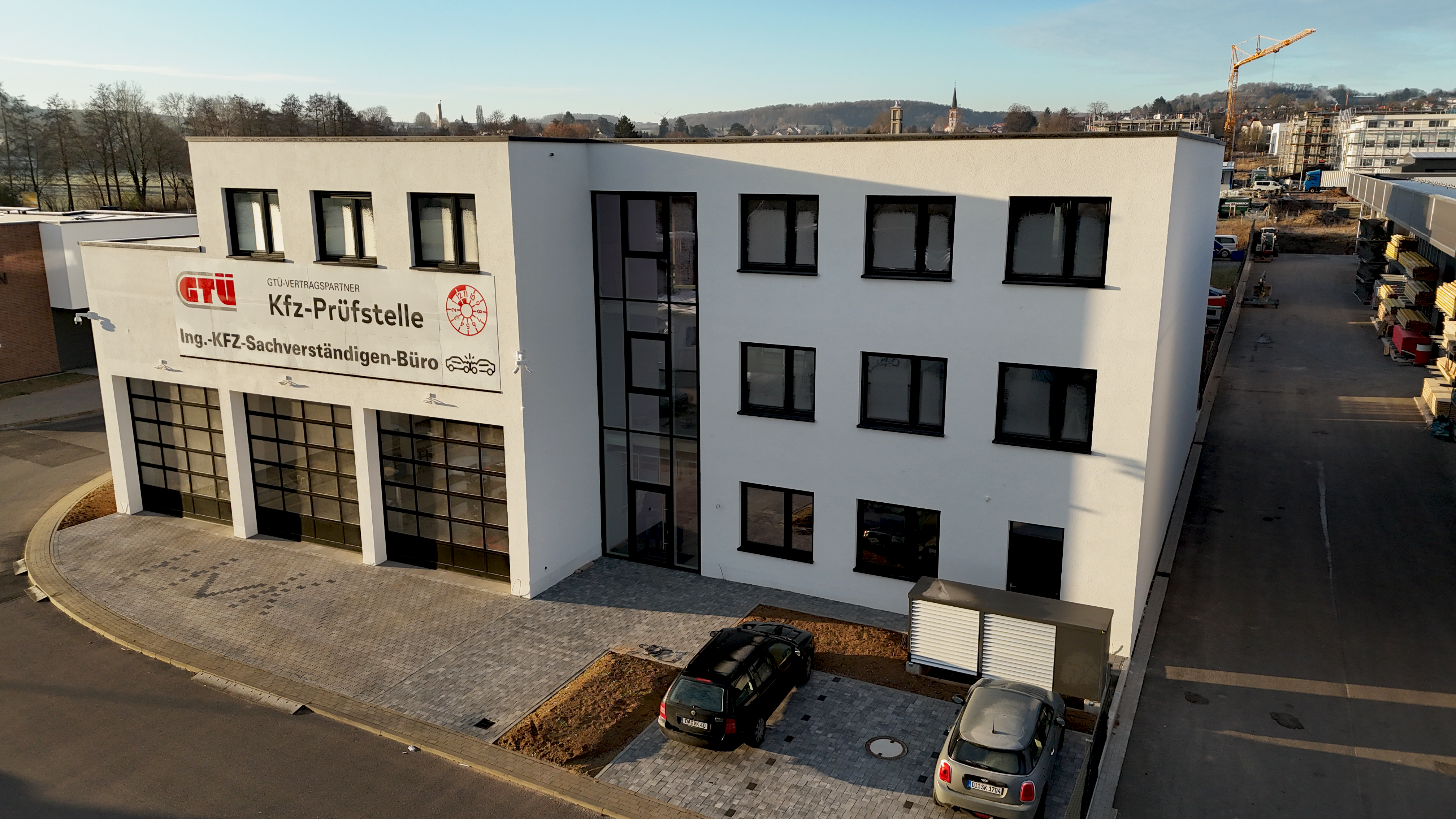 Gebäude Hof von Künstler in Roßdorf